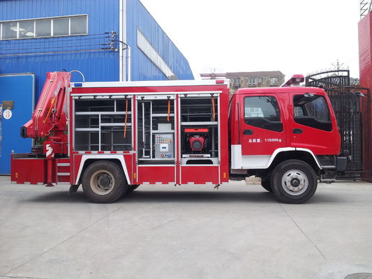 Heavy Duty Emergency Rescue Fire Truck 177kw 4x2 Euro 4 With 5T Crane