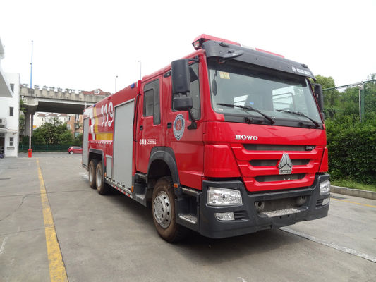 HOWO Heavy Emergency Fire Trucks 310HP 6x4 With 15000L Foam Tank