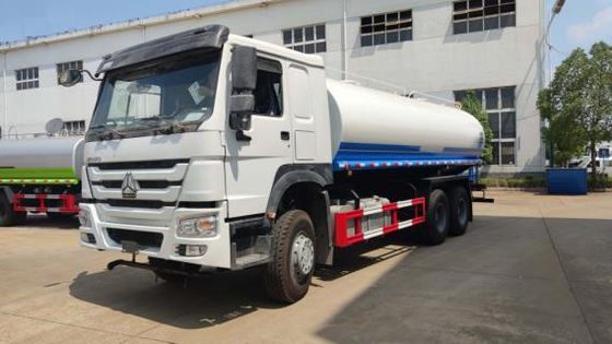 HOWO 6X4 Water Tank Lorry , Water Container Truck 25 Cubic 25 Tons Capacity