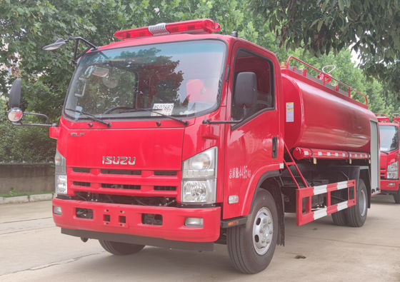 Colore rosso del camion dei vigili del fuoco forestale 4x2 di ISUZU 190HP con il serbatoio di acqua 8t